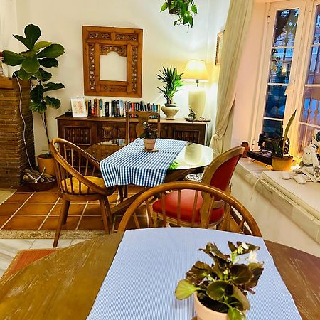 At Home In Malaga Stay & Solo Travellers 林孔-德拉维多利亚 外观 照片