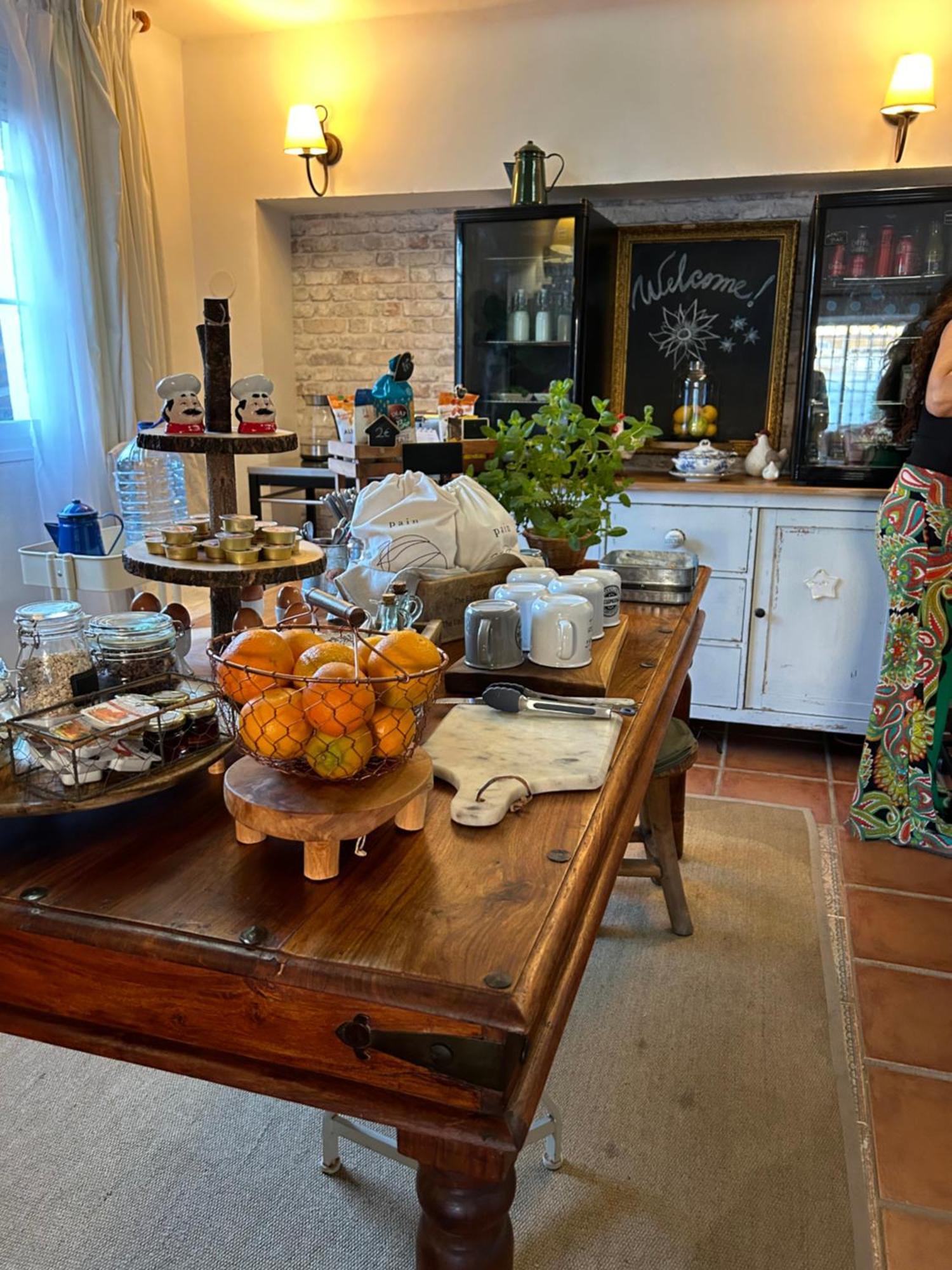 At Home In Malaga Stay & Solo Travellers 林孔-德拉维多利亚 外观 照片
